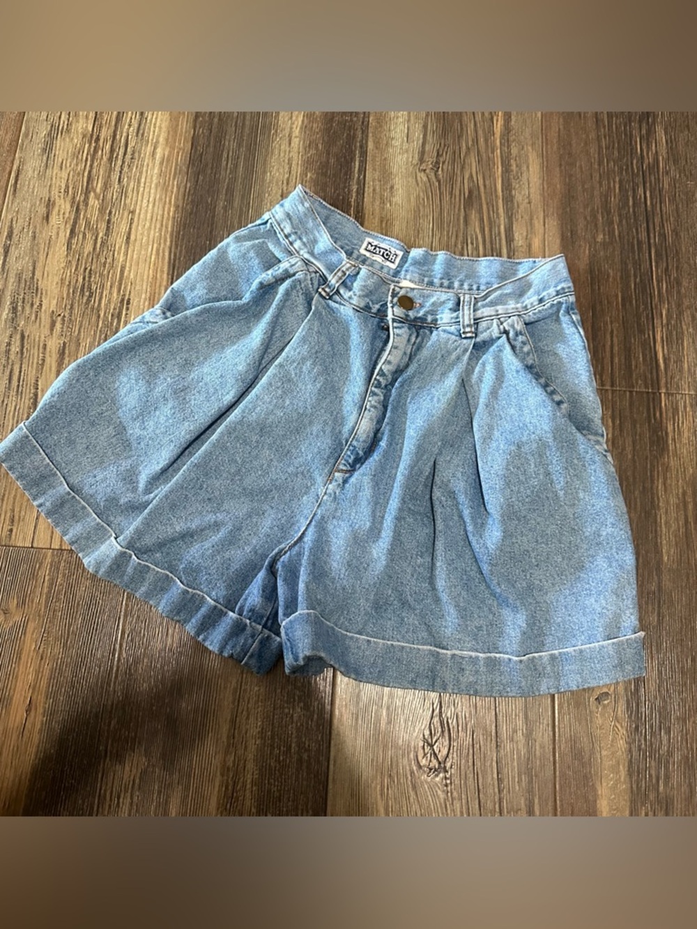 MATCH vintage denim jean mom shorts cuff  hem pleated high waisted women’s 8 USA